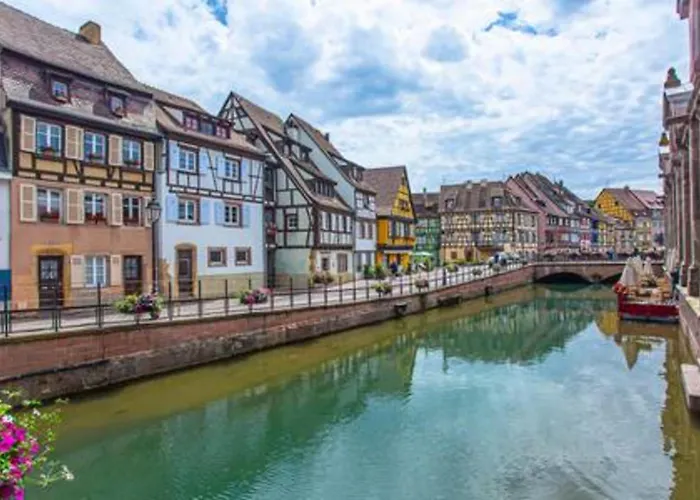 Chez Anne Sophie Historic Center Full Comfort Διαμέρισμα *